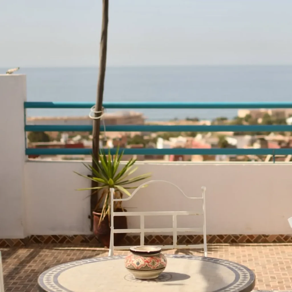 elhatisurf_apartment3-1